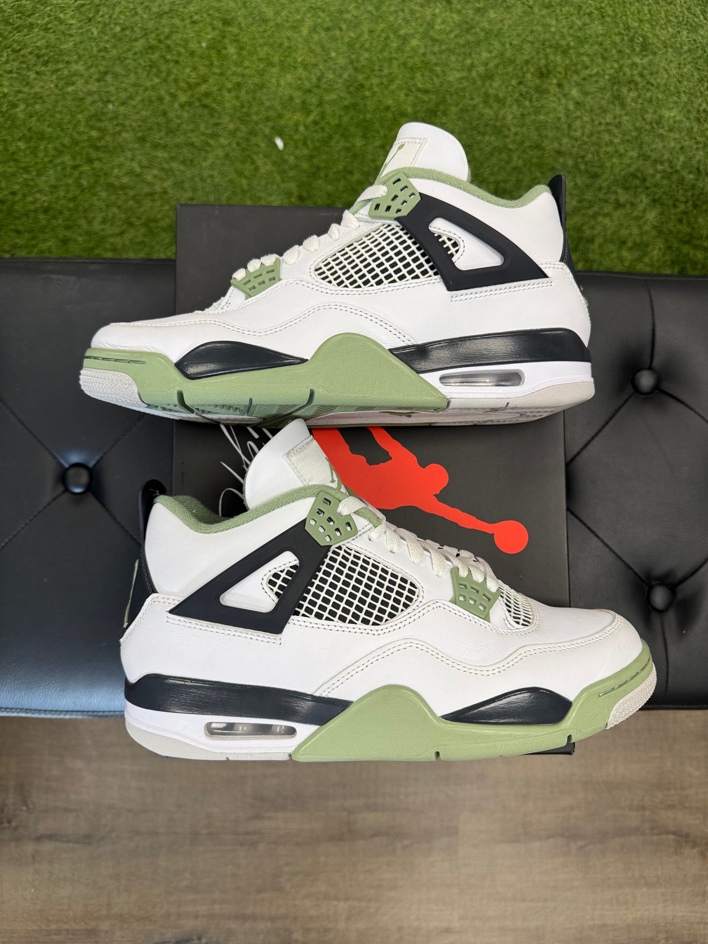 Jordan 4 Retro Seafoam (Women's)