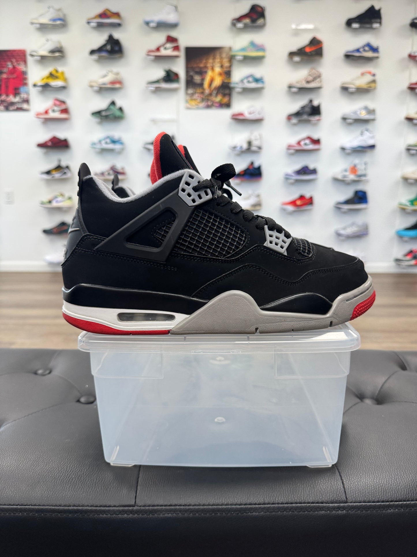 Jordan 4 Retro Bred (2019)- Mens (U10.5)