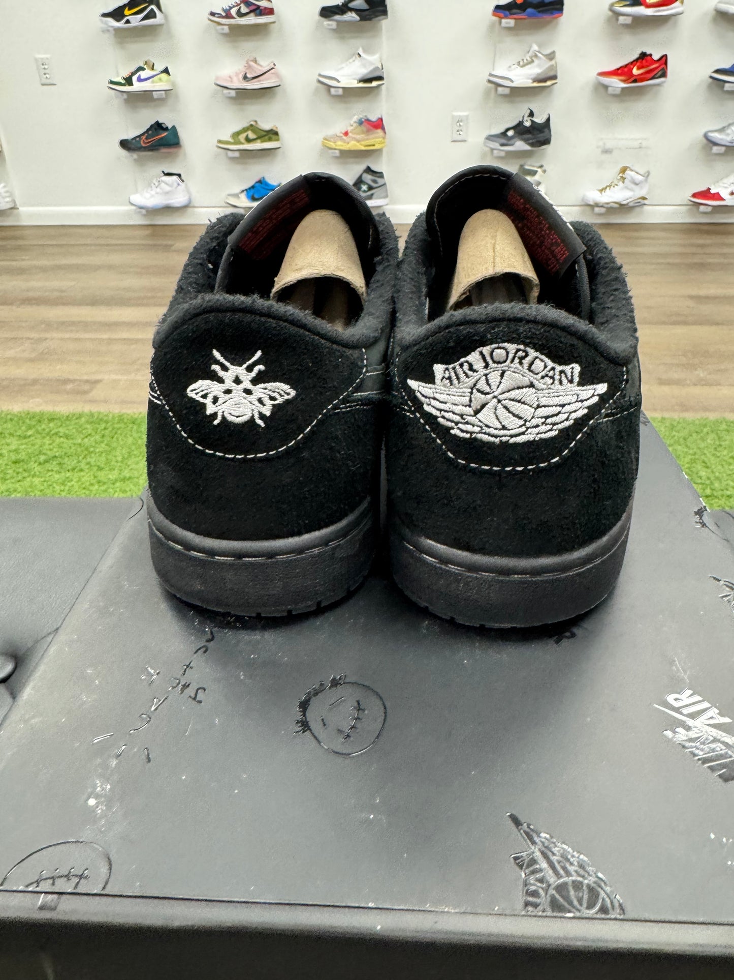 Jordan 1 Retro Low OG SP Travis Scott Black Phantom- Mens (U13)