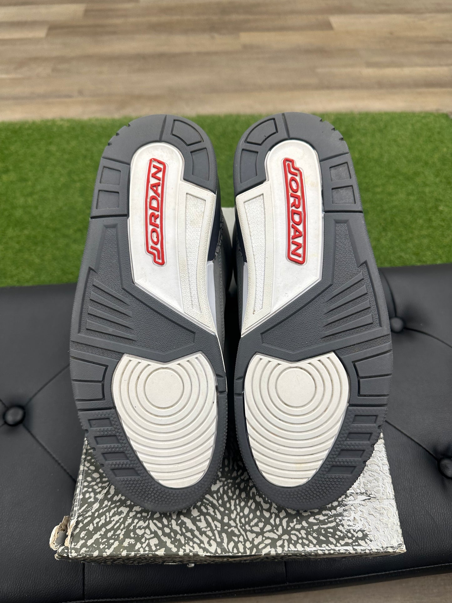Jordan 3 Retro Cool Grey (2021) -Size 9 (U)