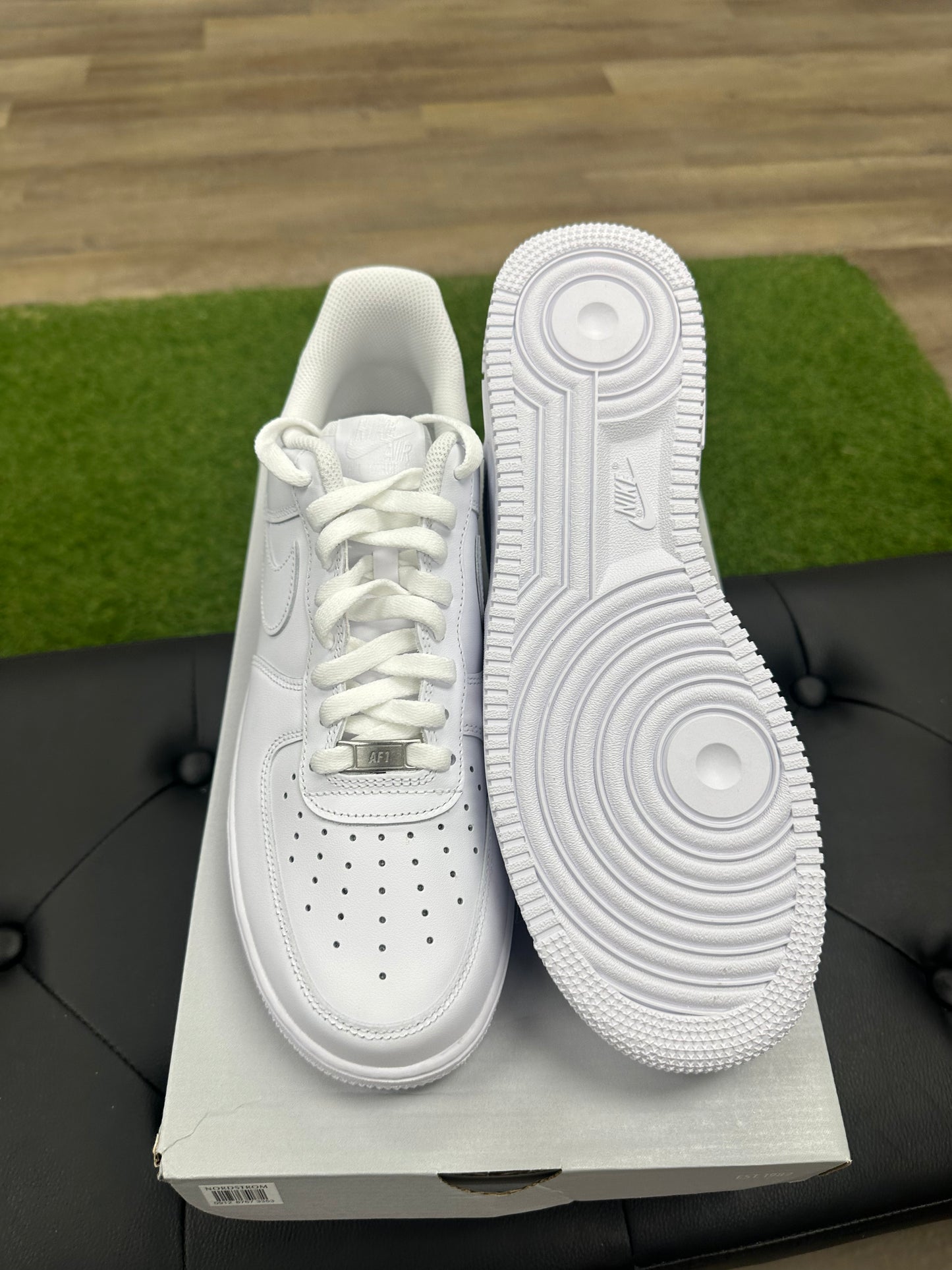 Nike Air Force 1 Low '07 White - Size 10.5
