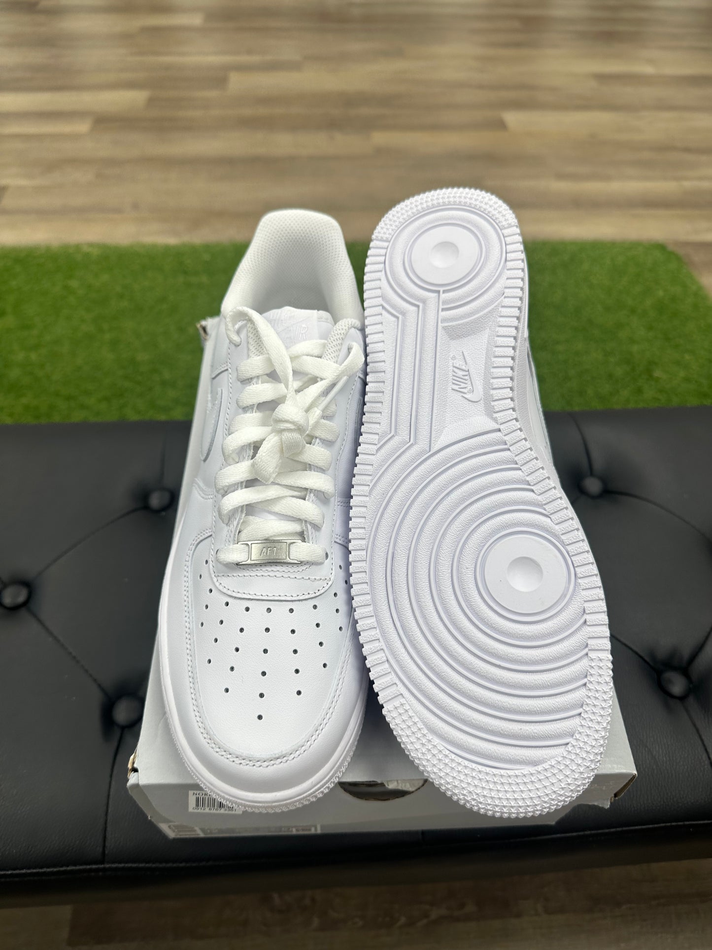 Nike Air Force 1 Low '07 White - Size 10.5 (N2)