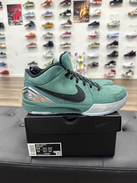 Nike Kobe 4 Protro Girl Dad - Size 8.5