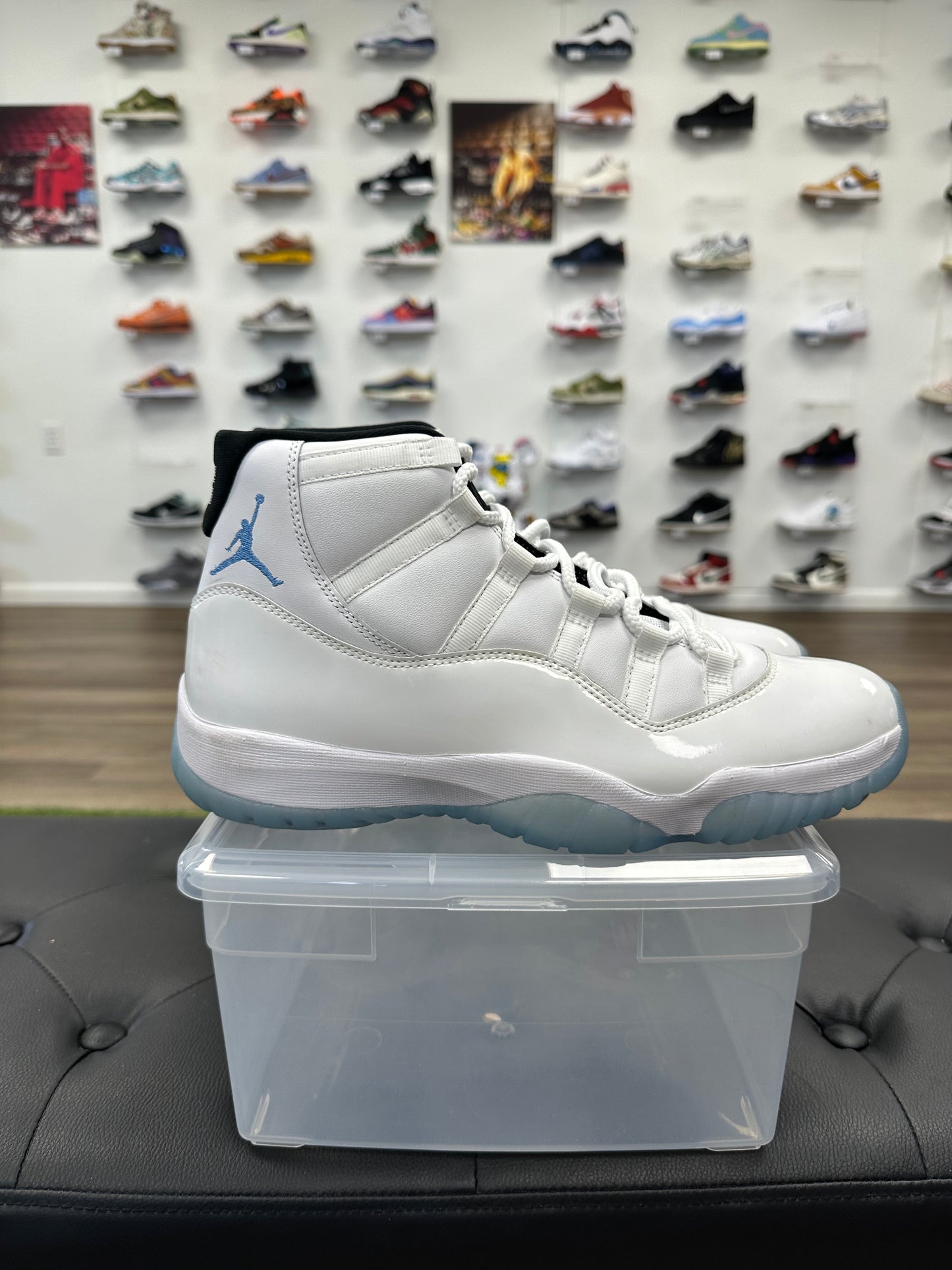 Jordan 11 Retro Legend Blue (2024) - Size 11 (U)