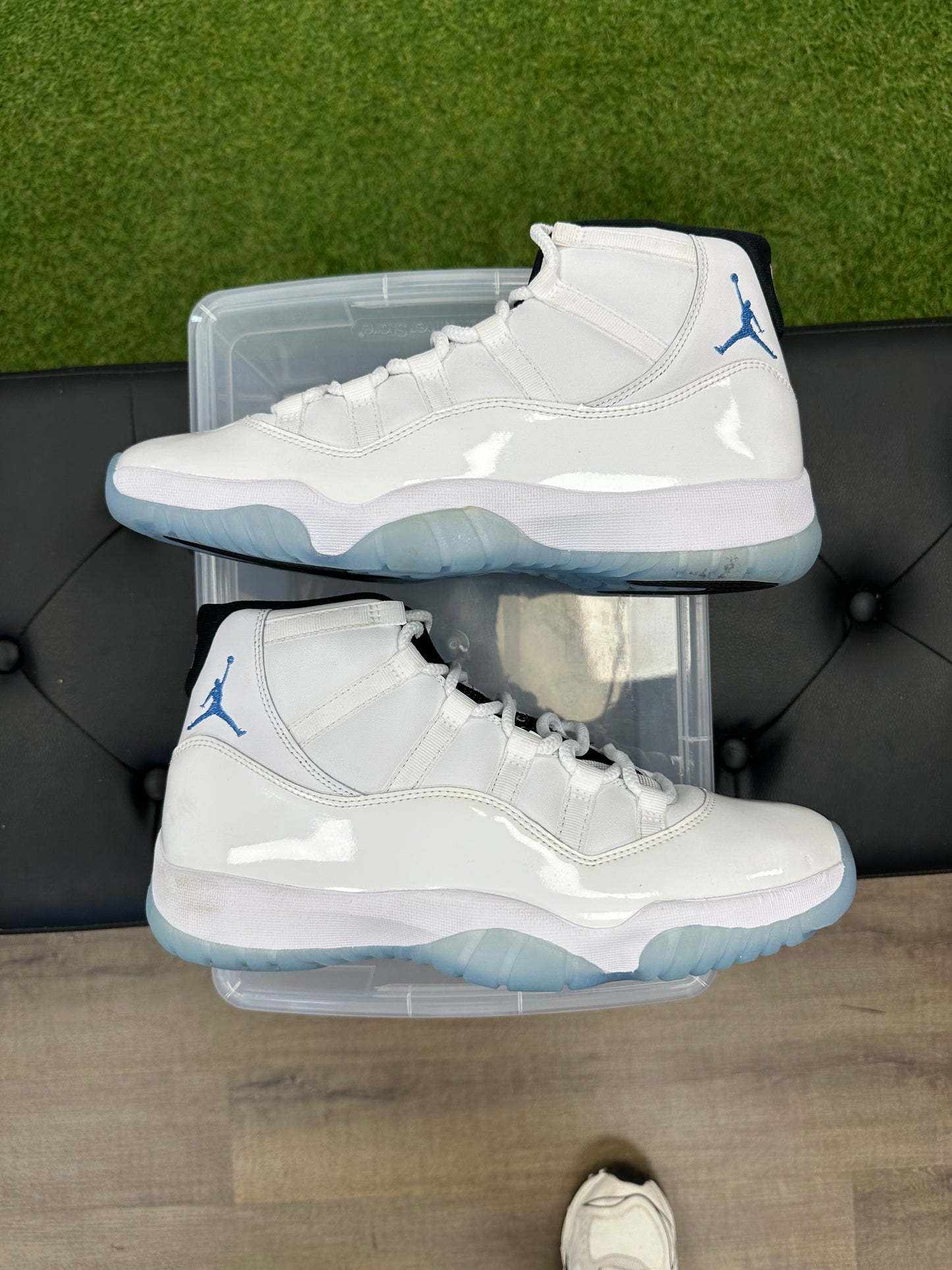 Jordan 11 Retro Legend Blue (2024) - Size 11 (U)