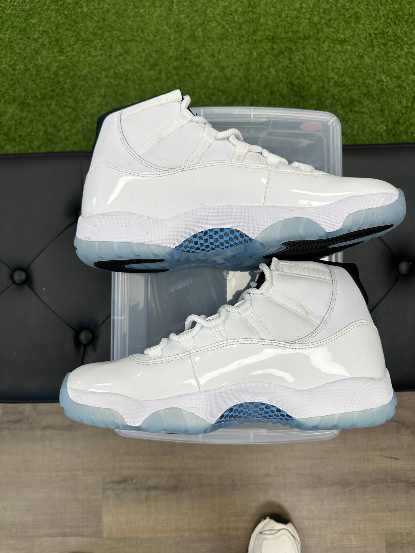 Jordan 11 Retro Legend Blue (2024) - Size 11 (U)