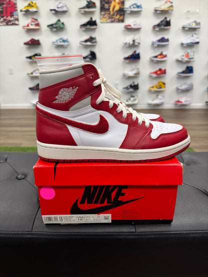 Jordan 1 Retro High OG Varsity Red - Mens (U9)