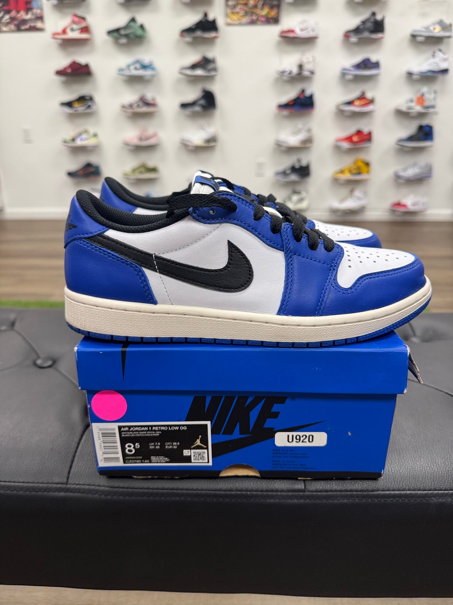 Jordan 1 Retro Low OG Game Royal - Mens (U8.5)