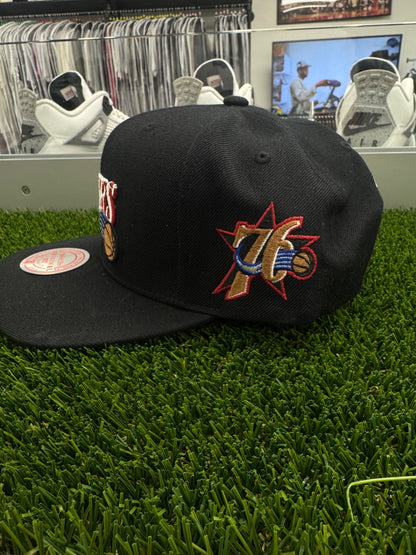 Mitchell & Ness NBA 76ers Snapback