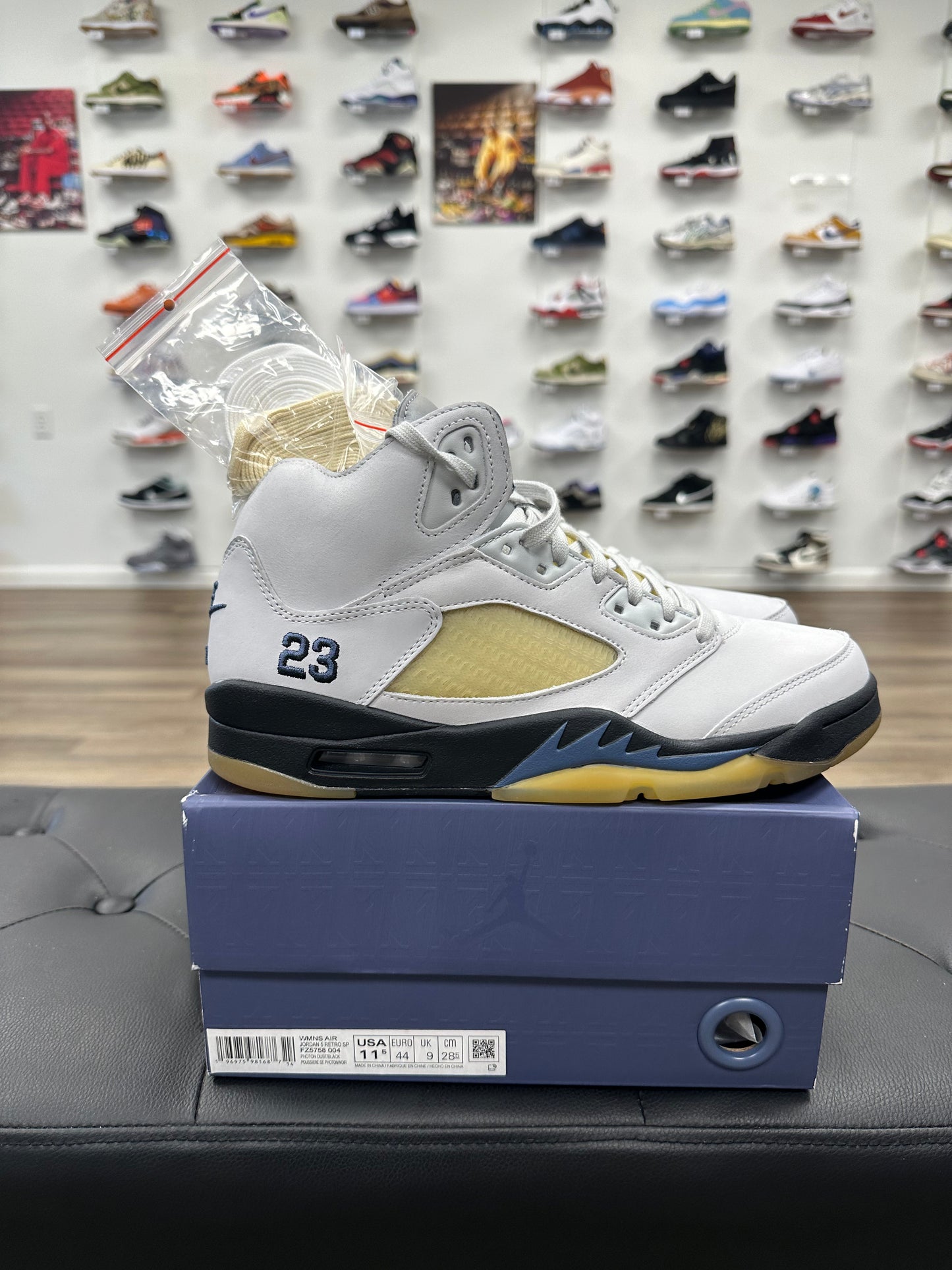 Jordan 5 Retro A Ma Maniére Dawn - Size 11.5W (10M) (U)
