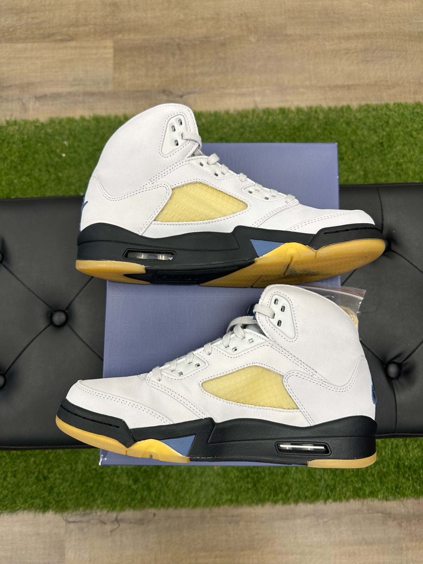 Jordan 5 Retro A Ma Maniére Dawn - Size 11.5W (10M) (U)