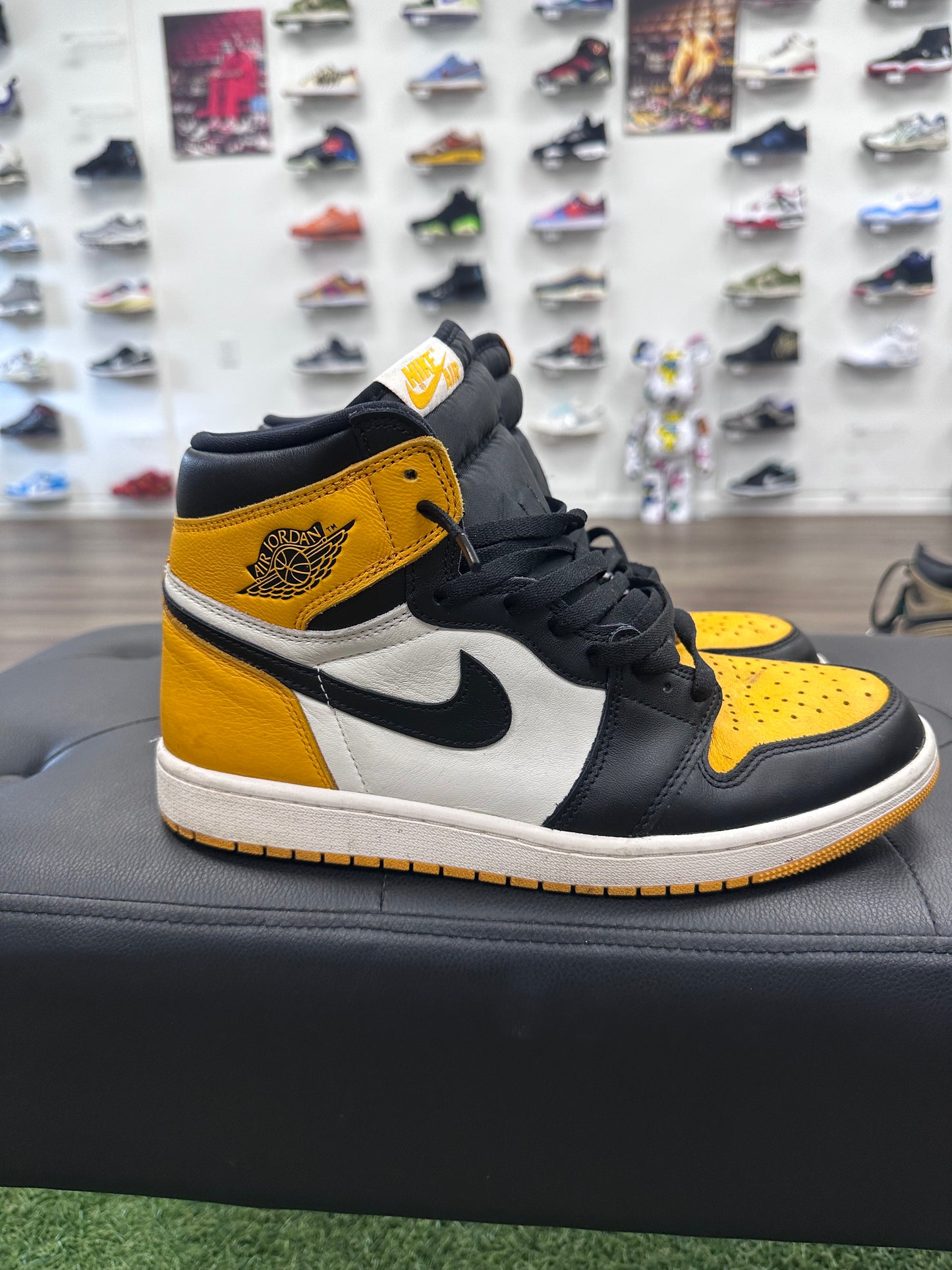 Jordan 1 Retro High OG Taxi - Size 11 (U)
