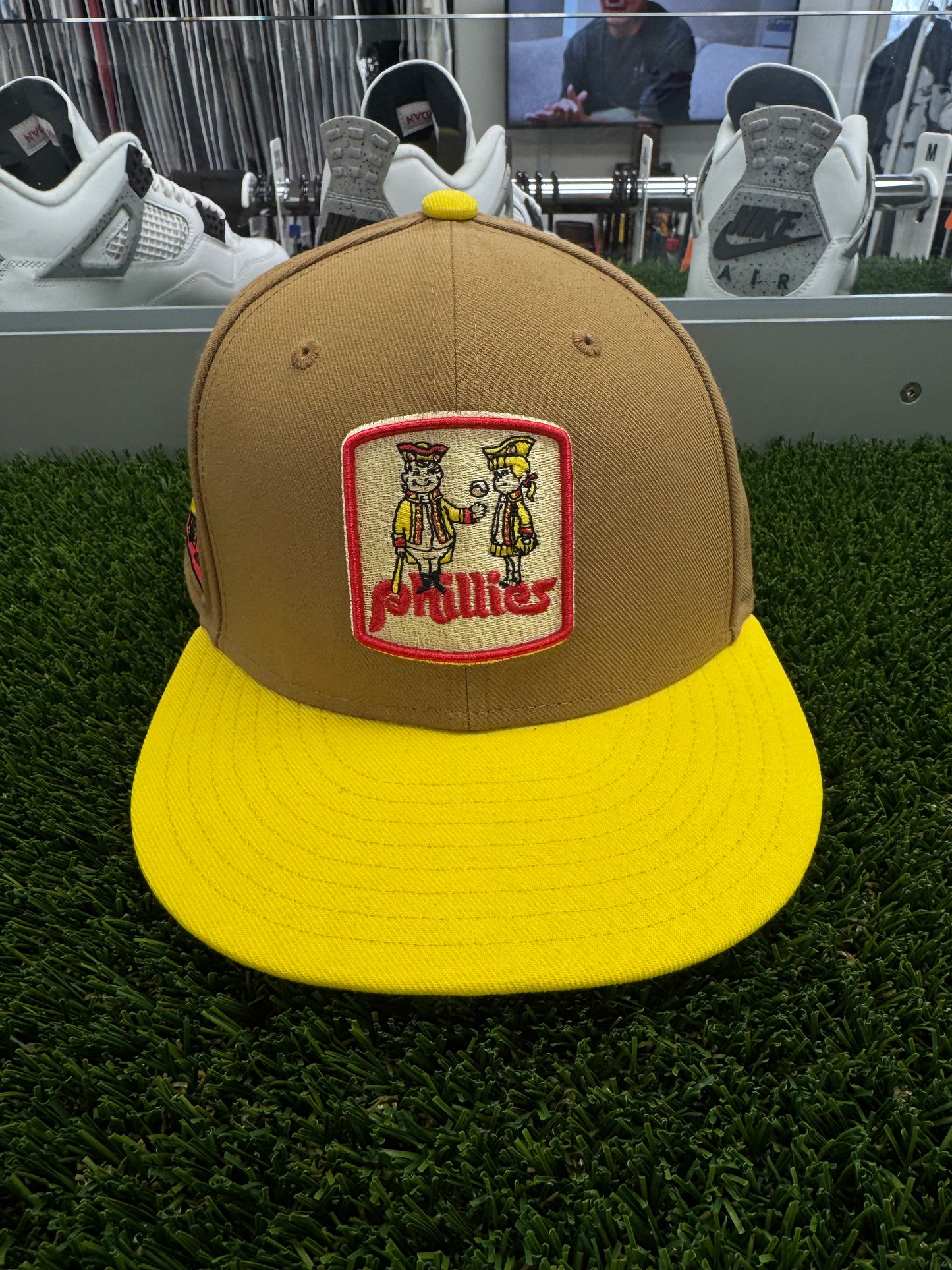 Phillies Topps Promotional Mitchell And Ness Fitted Hat - Size 7