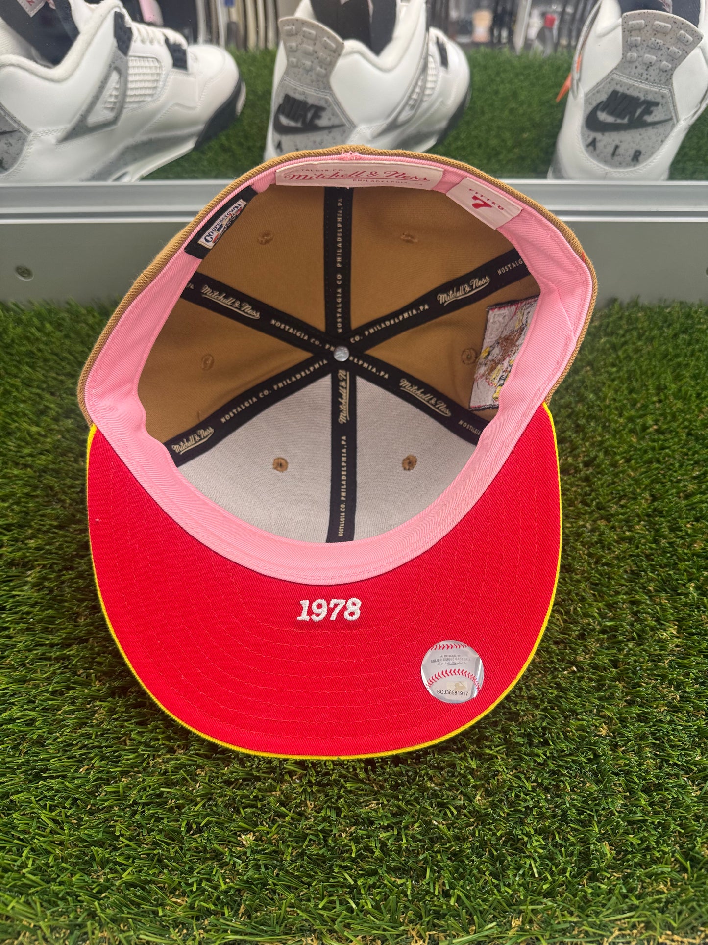 Phillies Topps Promotional Mitchell And Ness Fitted Hat - Size 7