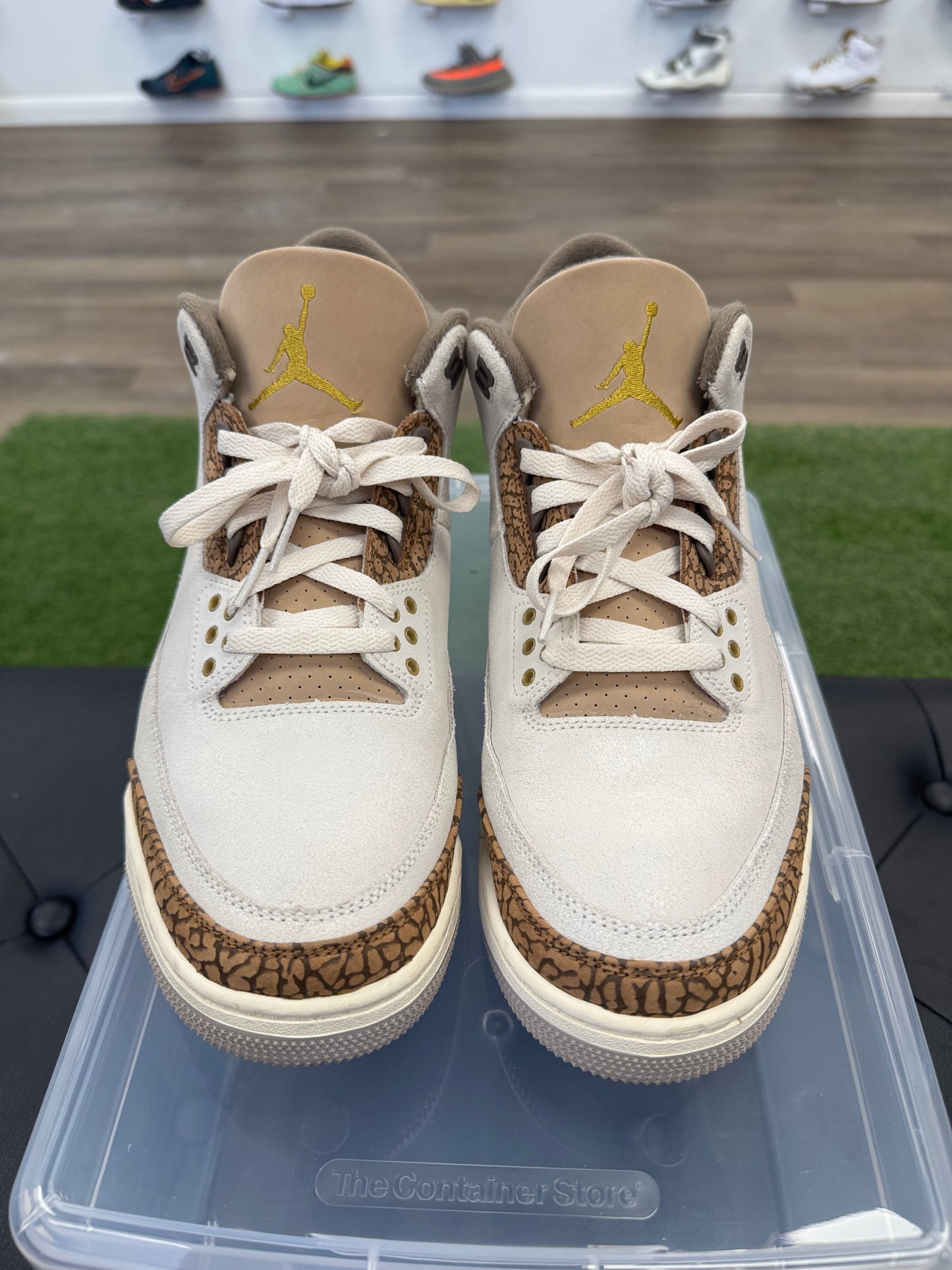 Jordan 3 Retro Palomino - Mens (U11.5)