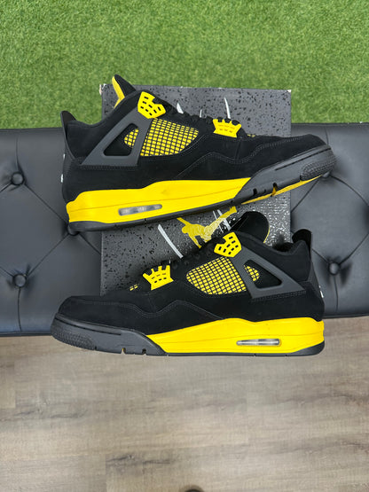 Jordan 4 Retro Thunder (2023) - Size 14 (U)