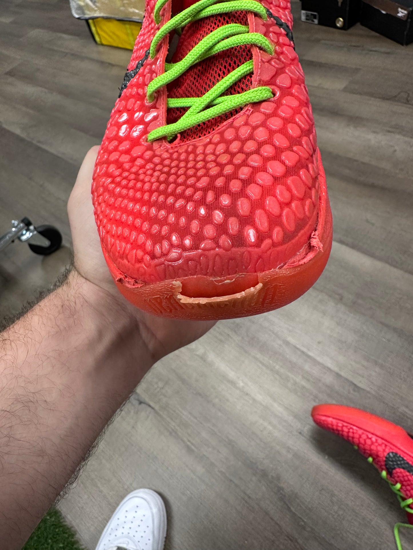 Nike Kobe 6 Protro Reverse Grinch - Size 10.5 (U)