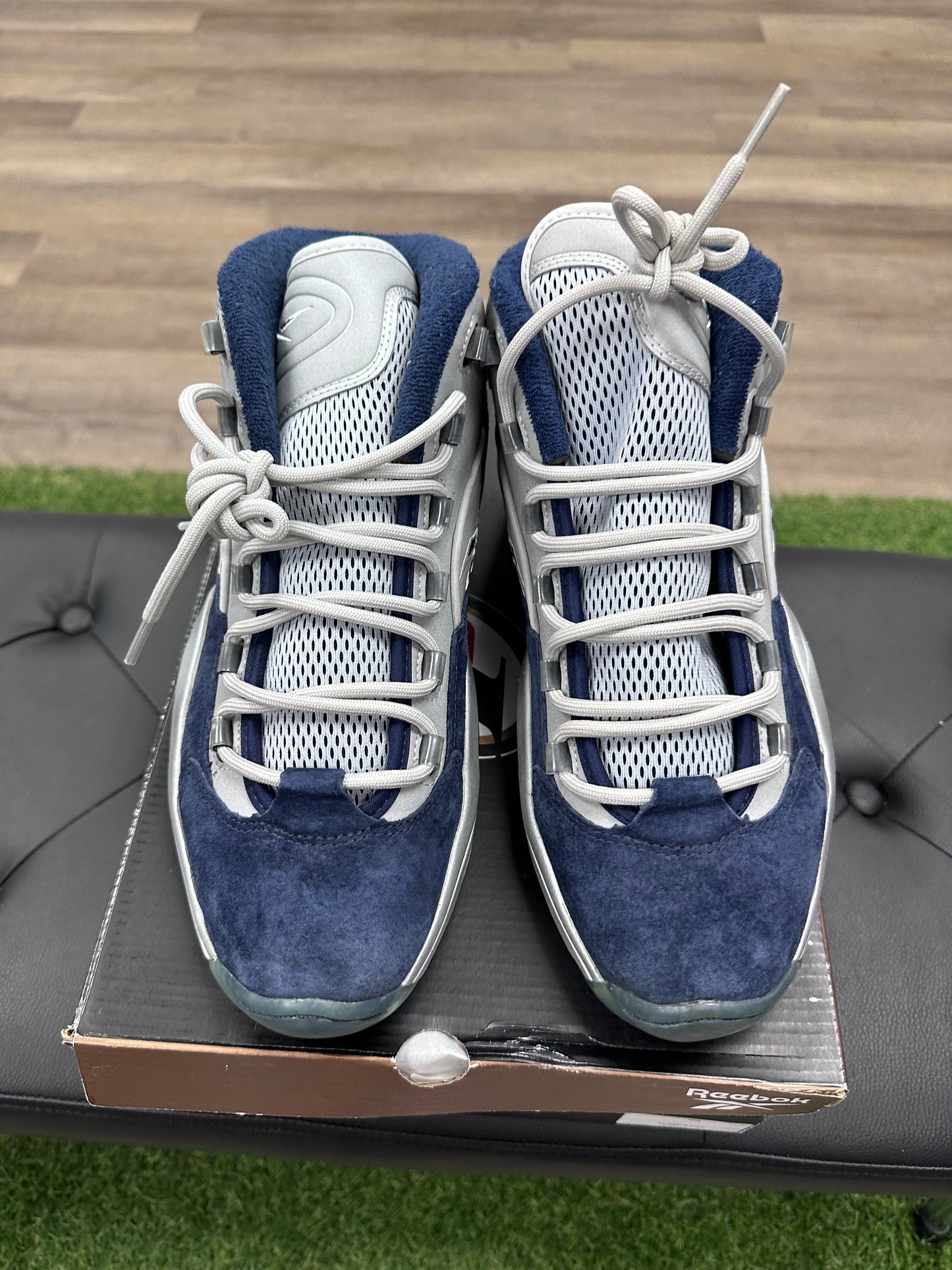 Reebok Question Mid Georgetown Football - Size 11 (U)