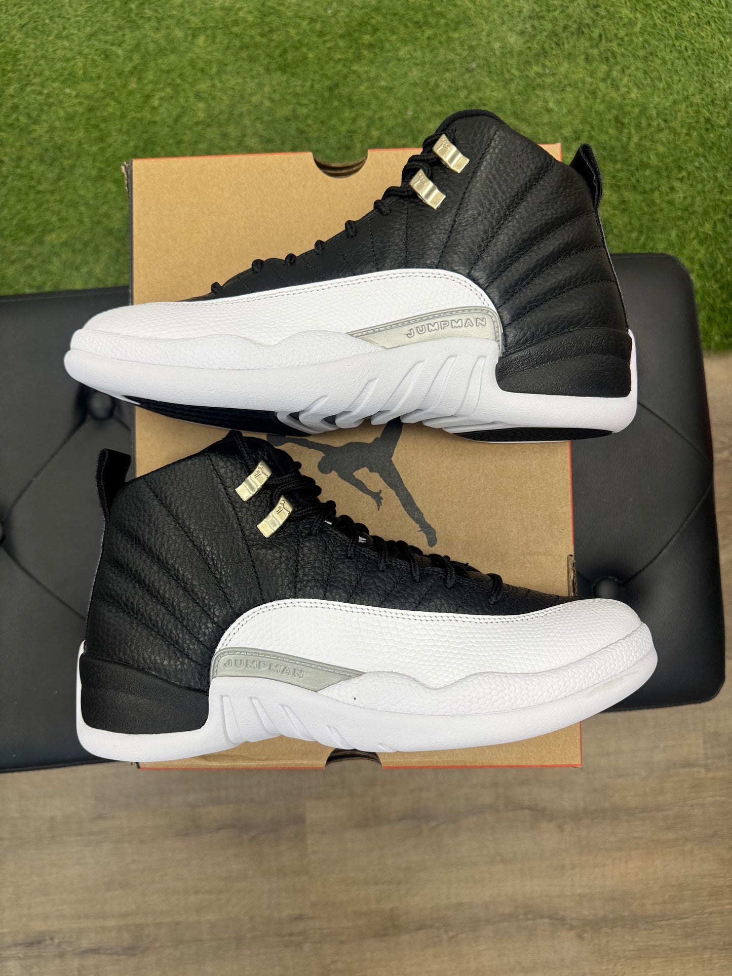 Jordan 12 Retro Playoffs (2022) - Size 8.5
