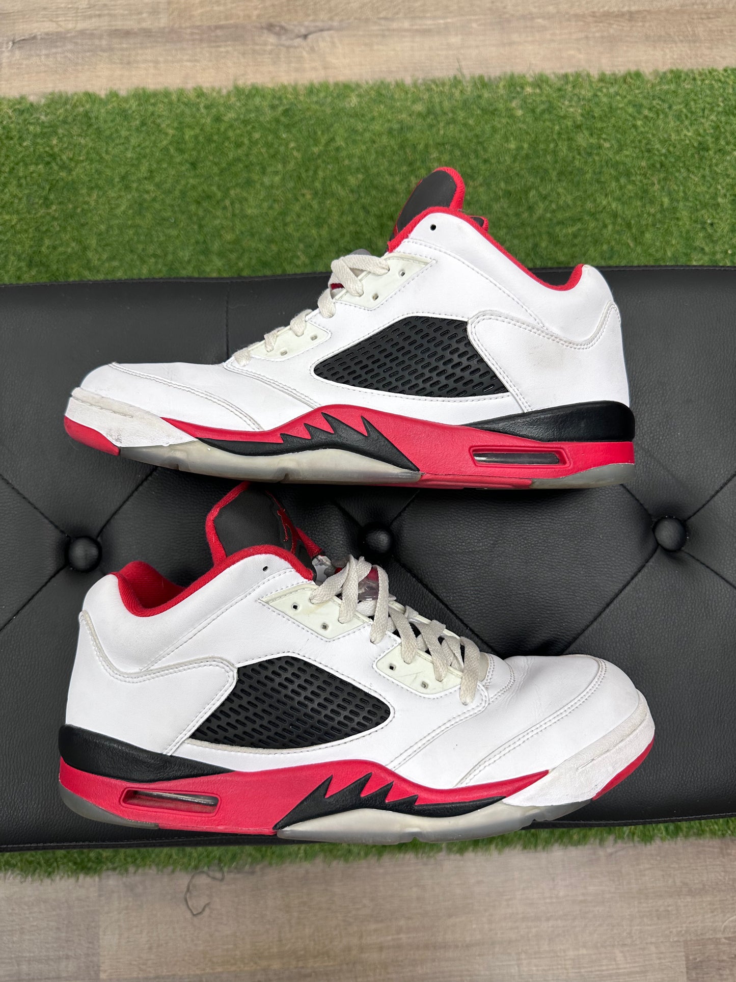 Jordan 5 Retro Low Fire Red - Size 13 (U)