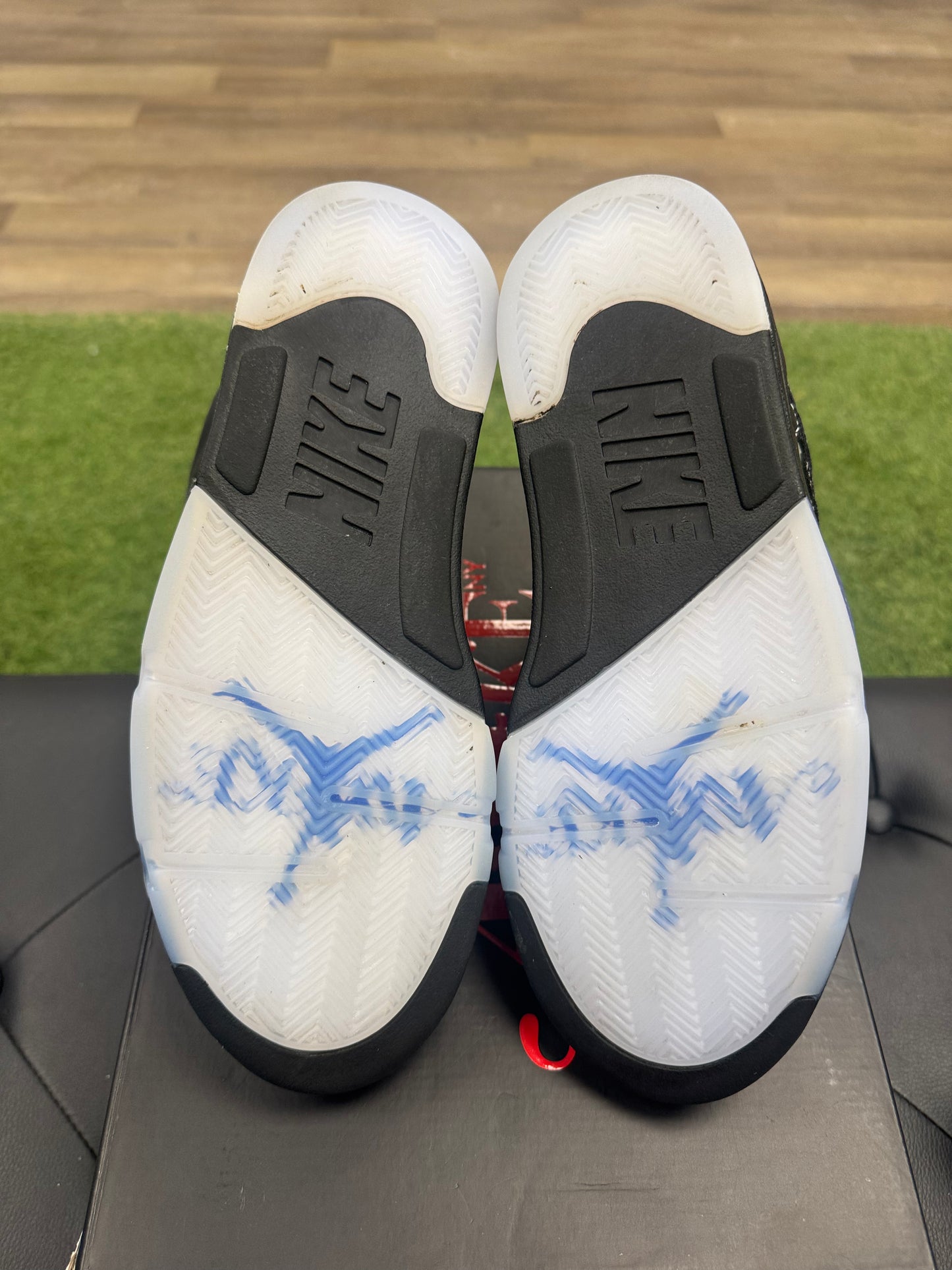 Jordan 5 Retro Awake NY Black - Size 9 (U)