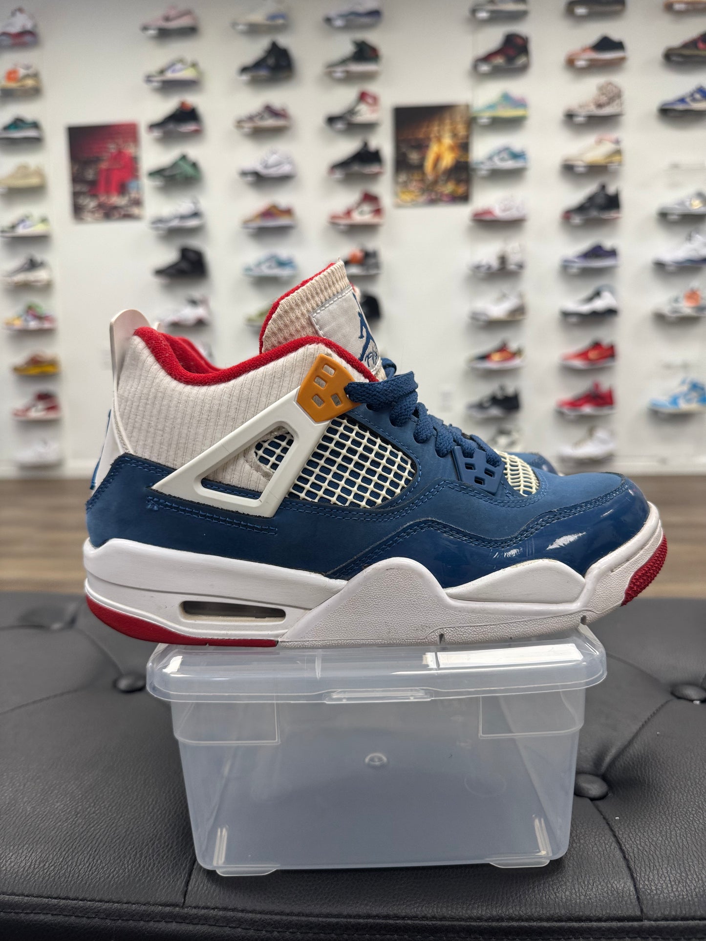 Jordan 4 Retro Messy Room (GS) - Size 6.5Y (U)