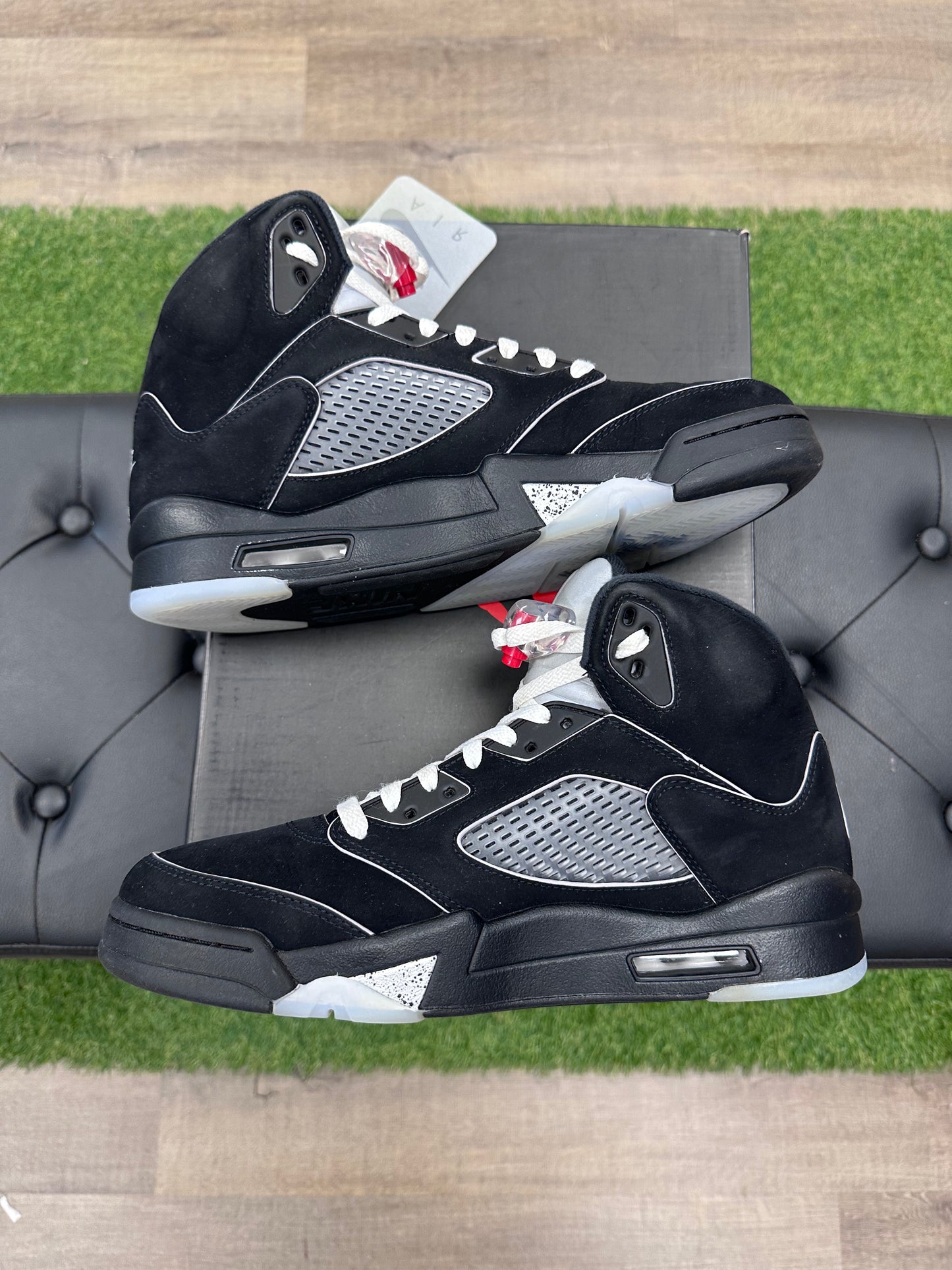 Jordan 5 Retro OG Black Metallic Reimagined - Size 10.5 (U)