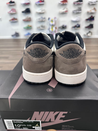 Jordan 1 Retro Low OG Mocha - Size 10.5 (U)