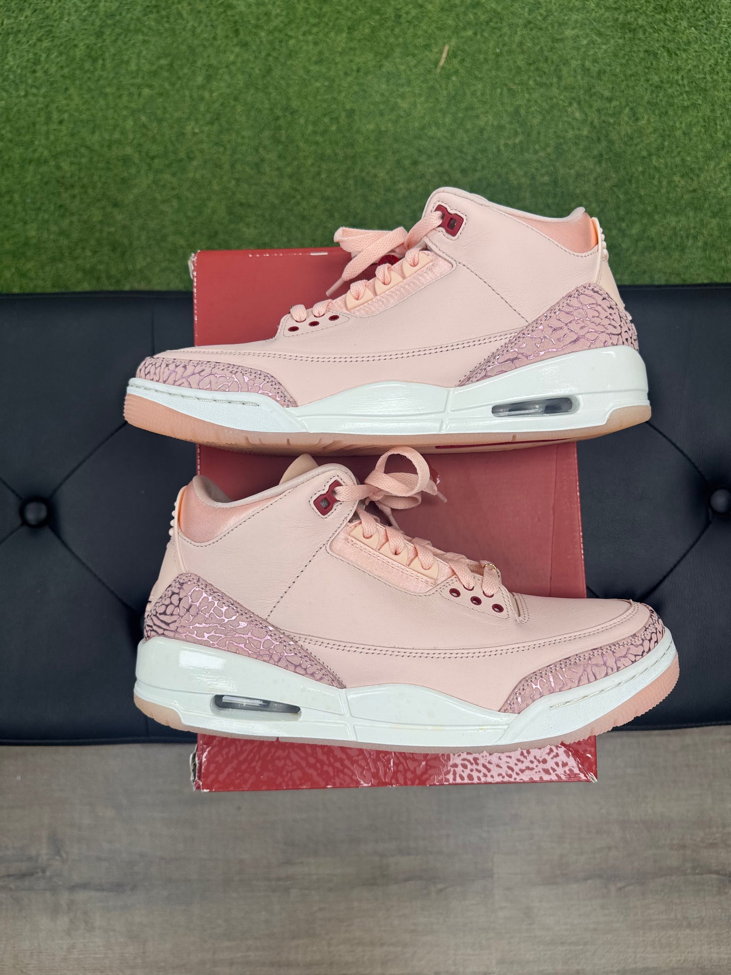 Jordan 3 Retro Valentine's Day Treat Yourself (2025) - Size 9.5 (U)
