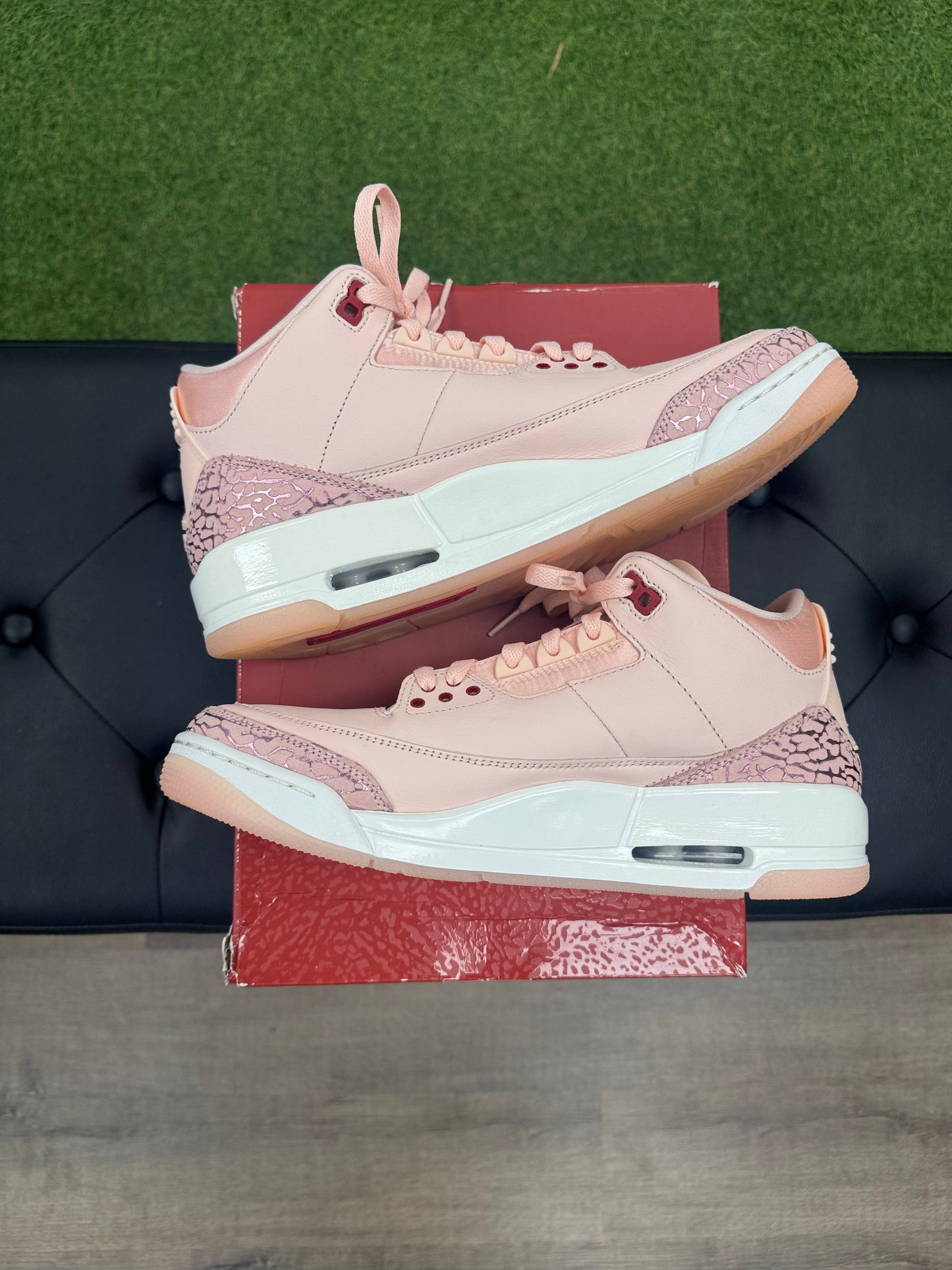 Jordan 3 Retro Valentine's Day Treat Yourself (2025) - Size 9.5 (U)