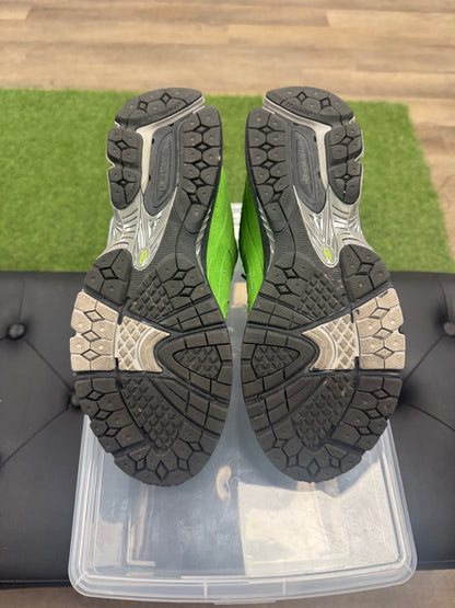New Balance 2002R Good Vibes Pack Green - Size 10.5 (U)