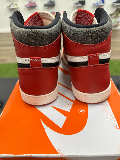 Jordan 1 Retro High OG Chicago Lost and Found - Size 10.5 (U)