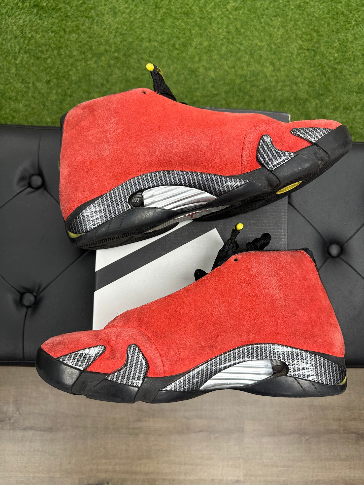 Jordan 14 Retro Ferrari (2025) - Size 10.5 (U)