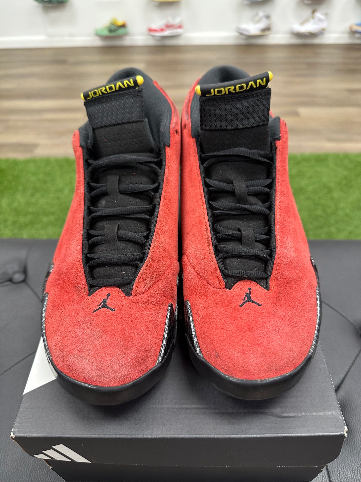 Jordan 14 Retro Ferrari (2025) - Size 10.5 (U)