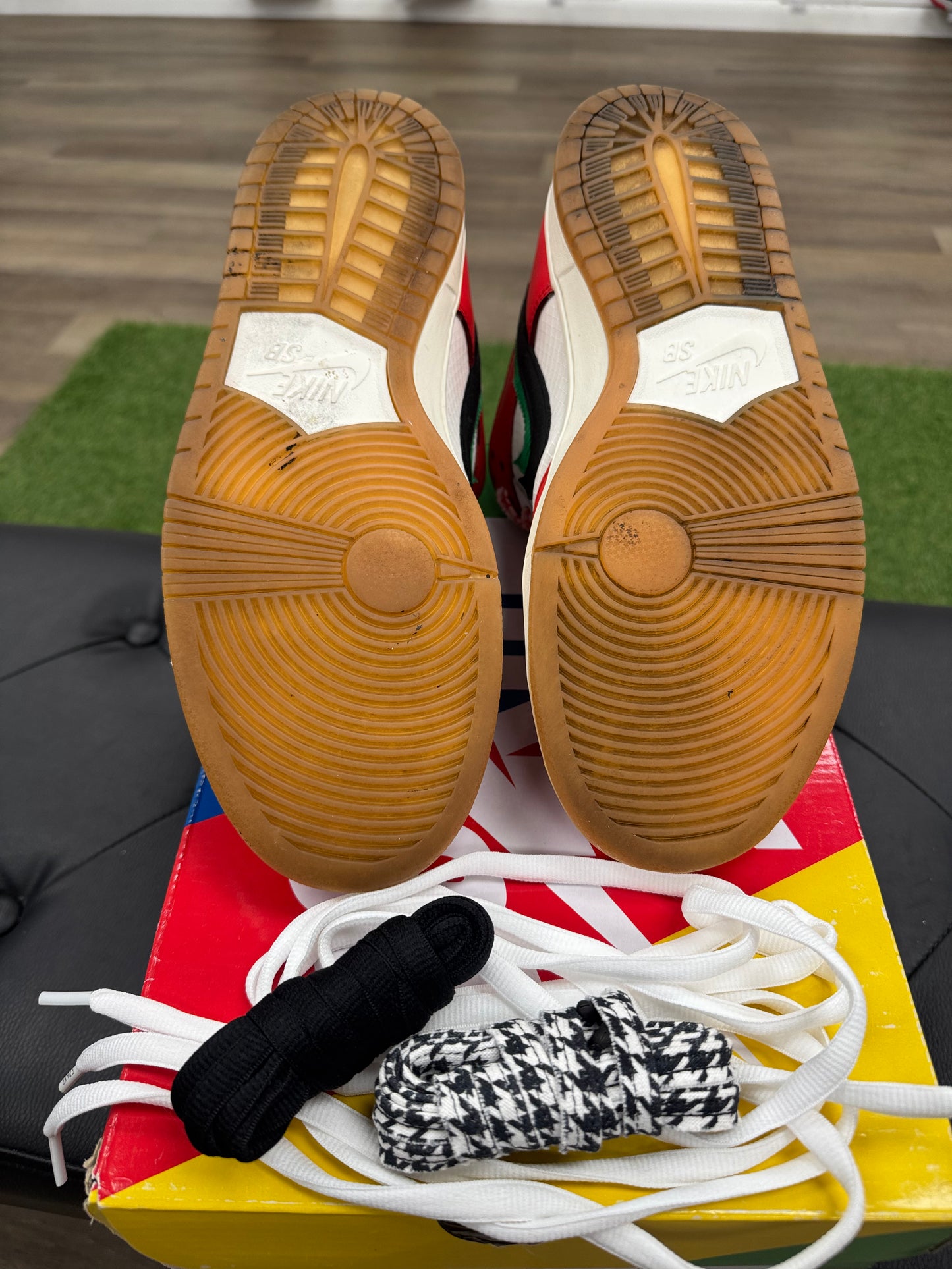 Nike SB Dunk Low Frame Skate Habibi - Size 11 (U)