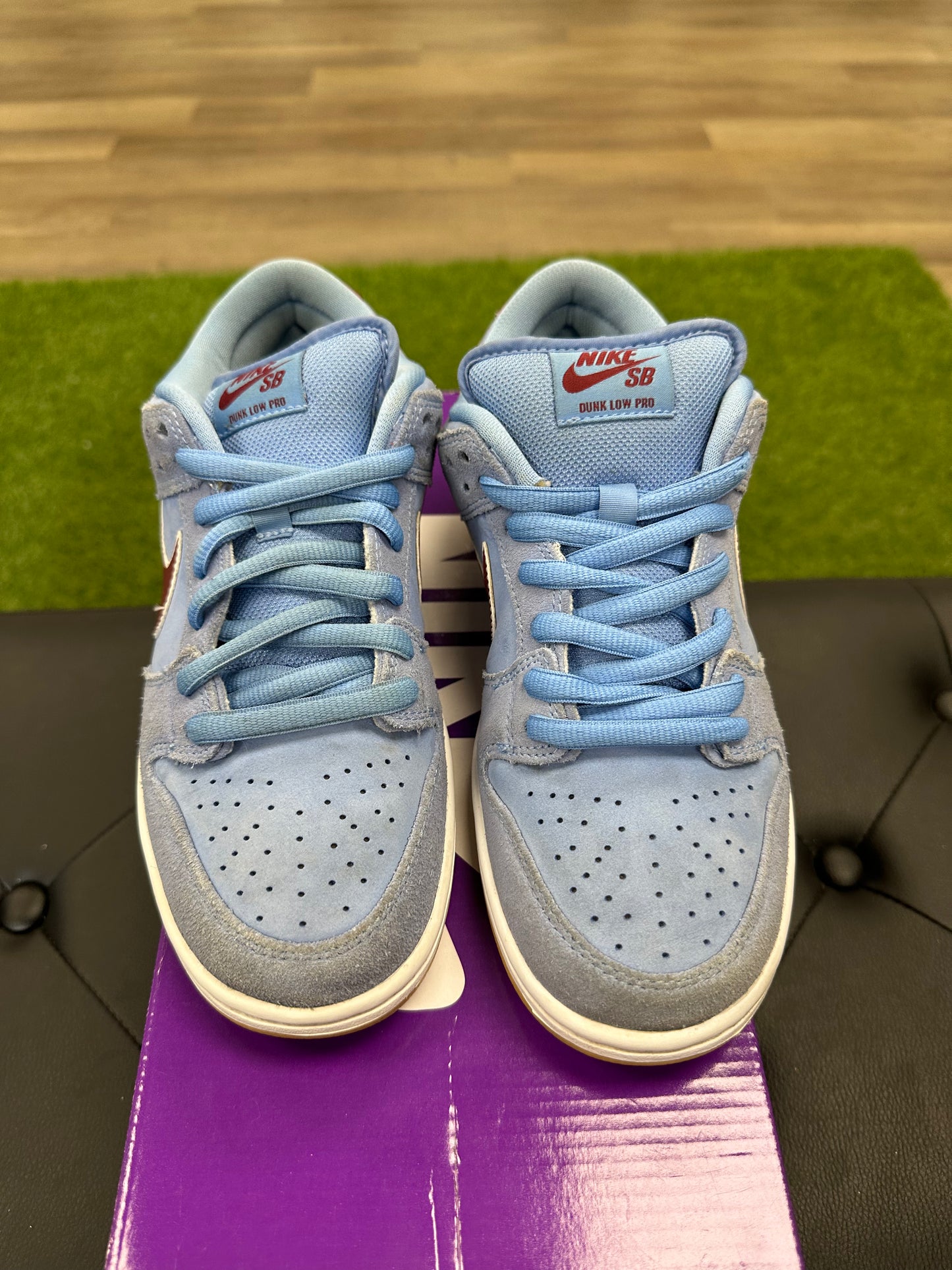 Nike SB Dunk Low Philadelphia Phillies - Size 7.5 (U)