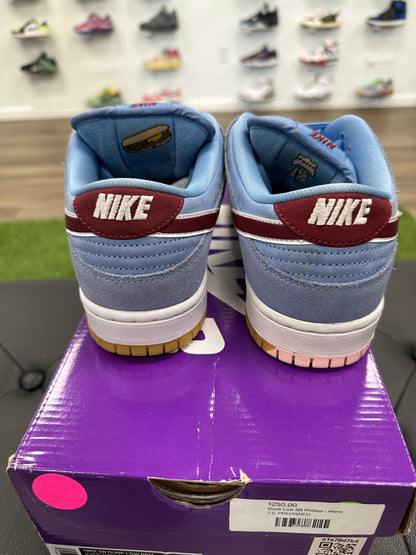 Nike SB Dunk Low Philadelphia Phillies - Size 7.5 (U)