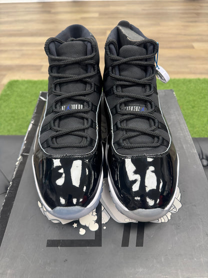 Jordan 11 Retro Space Jam (2016) - Size 14 (U)