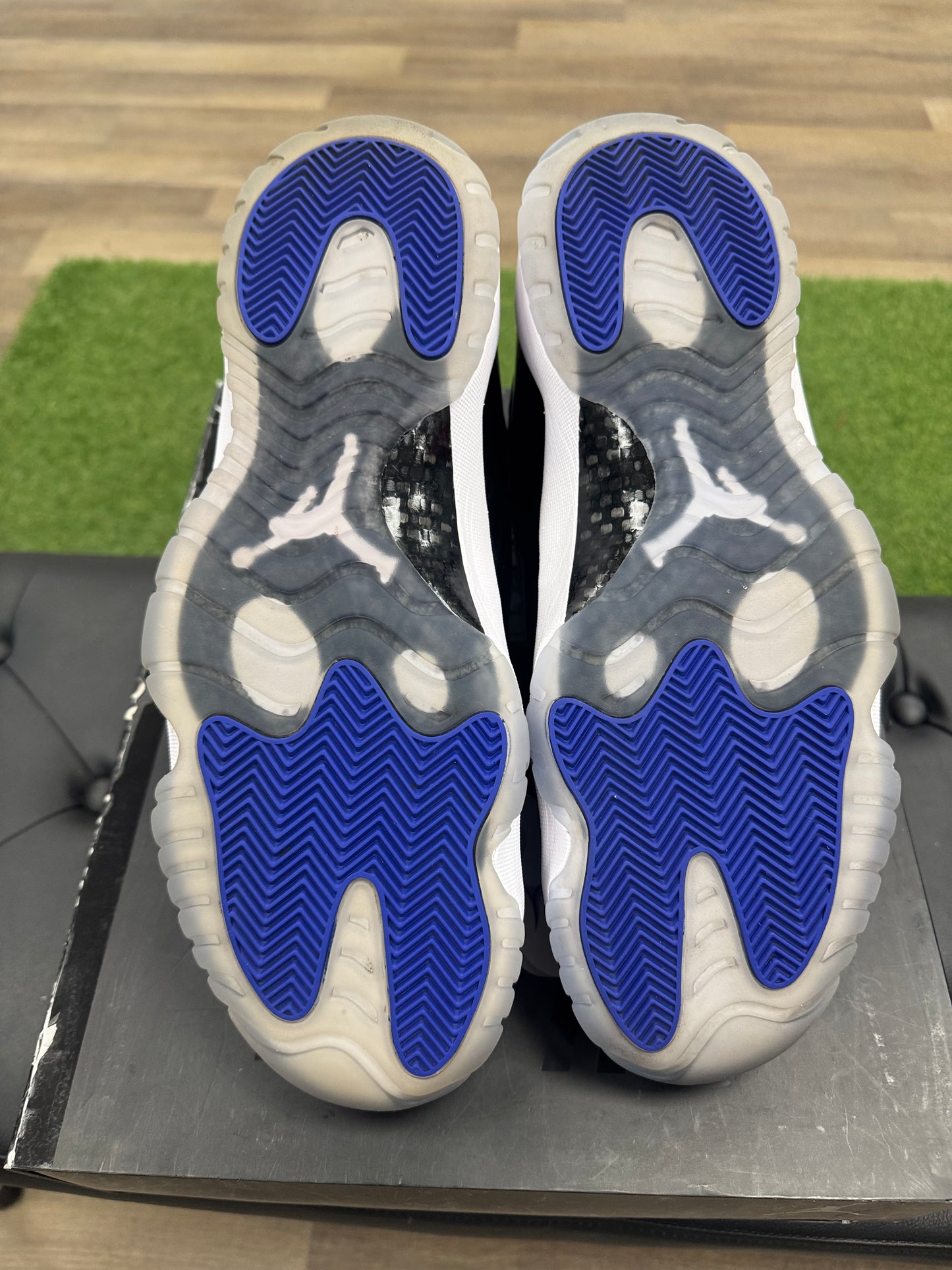 Jordan 11 Retro Space Jam (2016) - Size 14 (U)