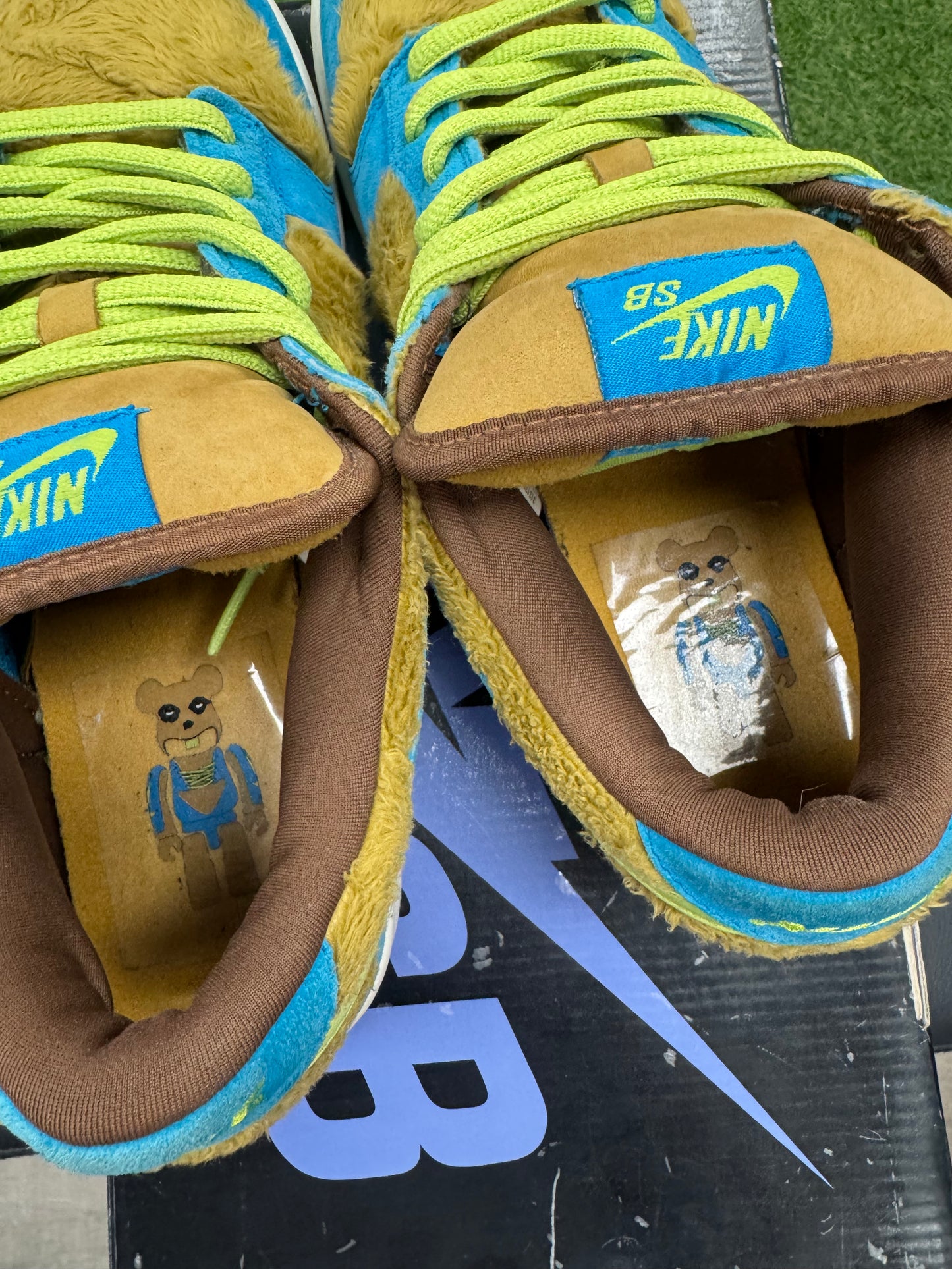 Nike SB Dunk Low Baby Bear - Size 10 (U)