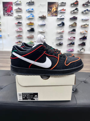 Nike SB Dunk Low Bronx Girls Skate - Size 11.5 (U)