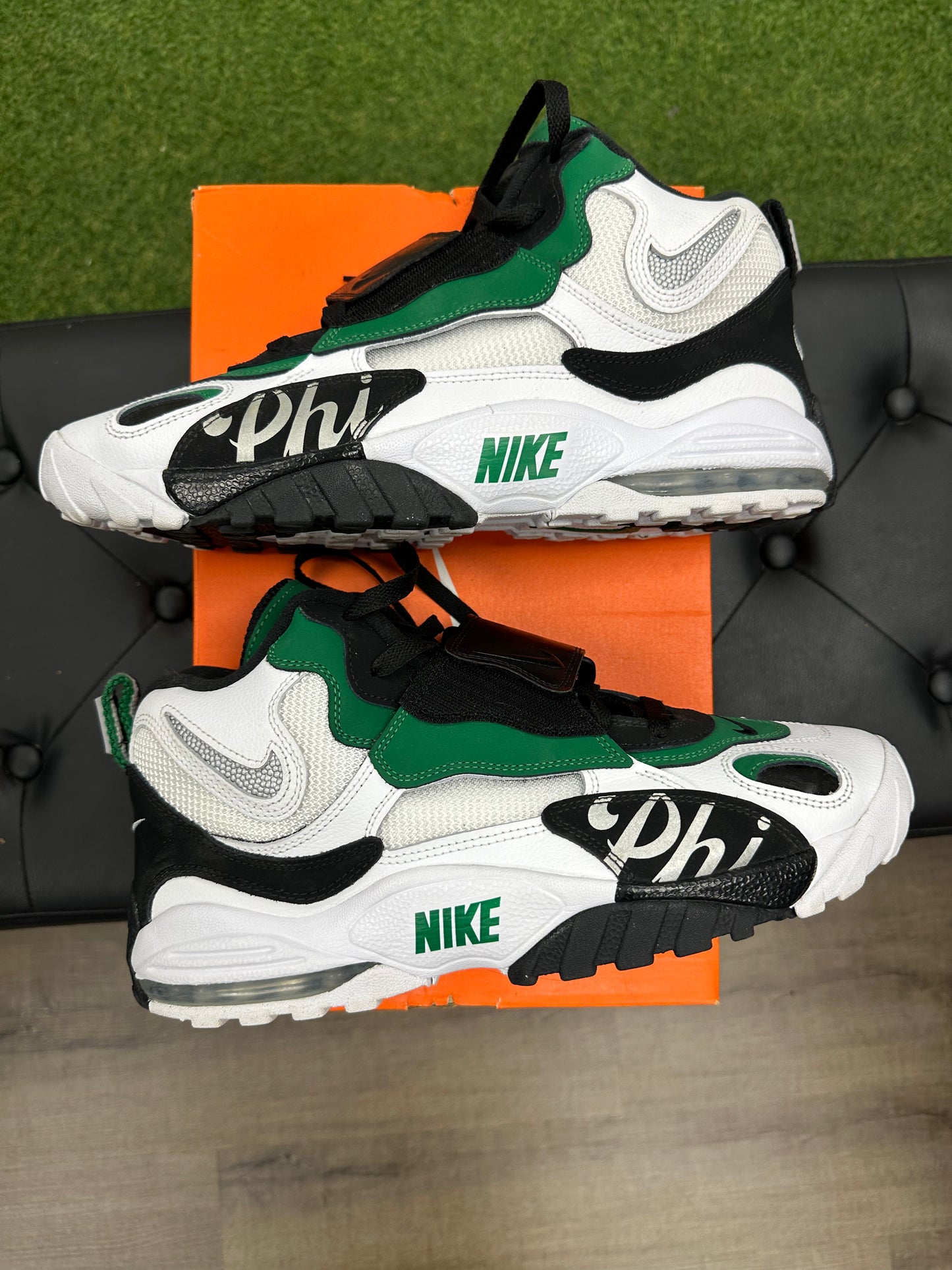 Nike Air Max Speed Turf Philadelphia Eagles - Size 12 (U)