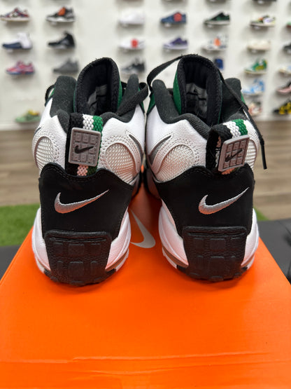 Nike Air Max Speed Turf Philadelphia Eagles - Size 12 (U)