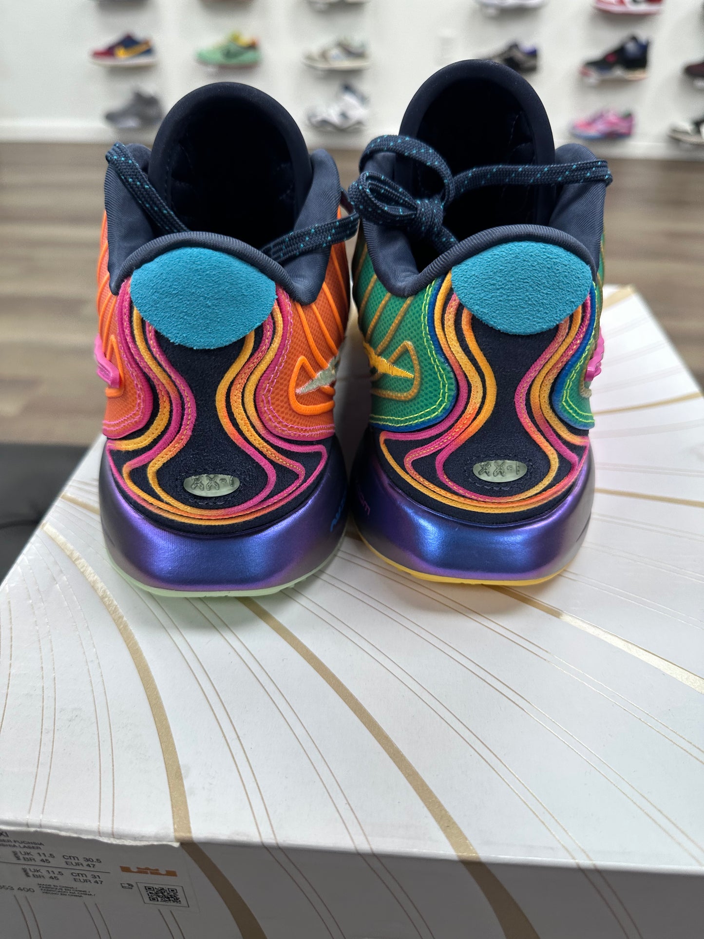 Nike LeBron 21 Optimism - Size 12.5 (U)