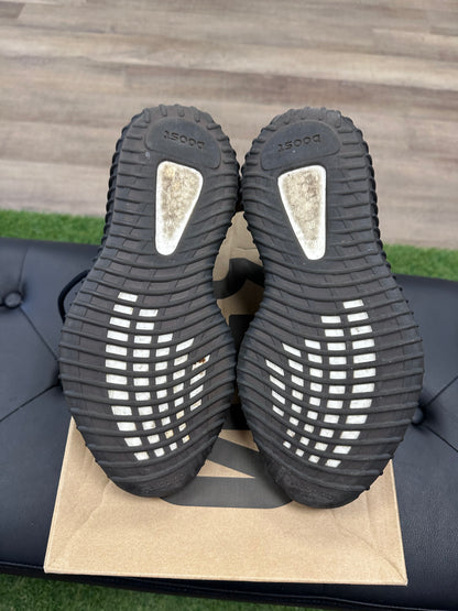 adidas Yeezy Boost 350 V2 Core Black White - Size 7 (U)