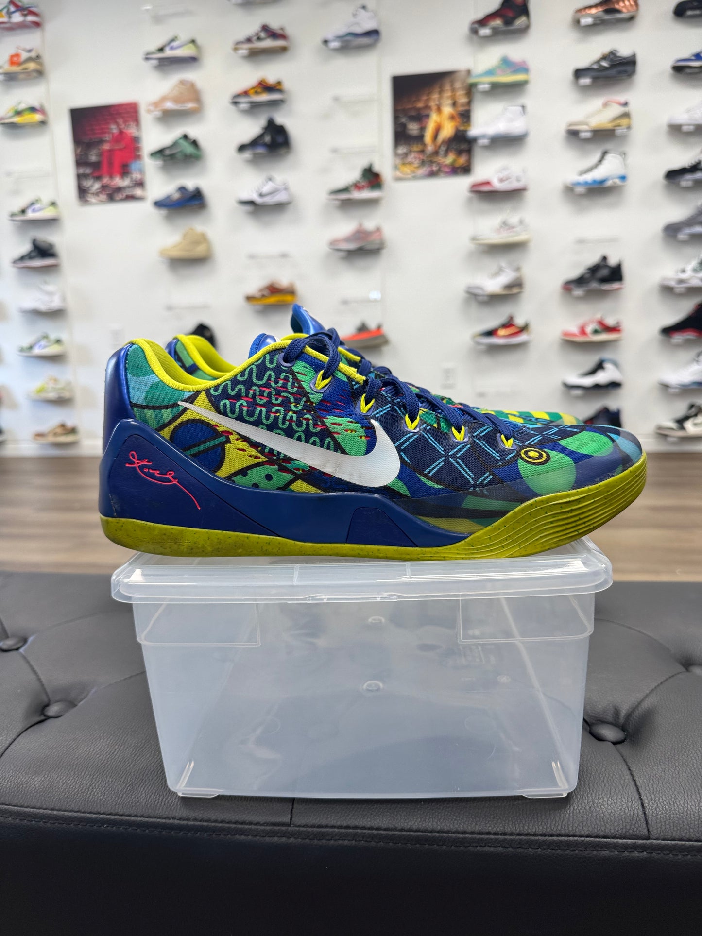 Nike Kobe 9 EM Low Brazil - Size 12 ( U)