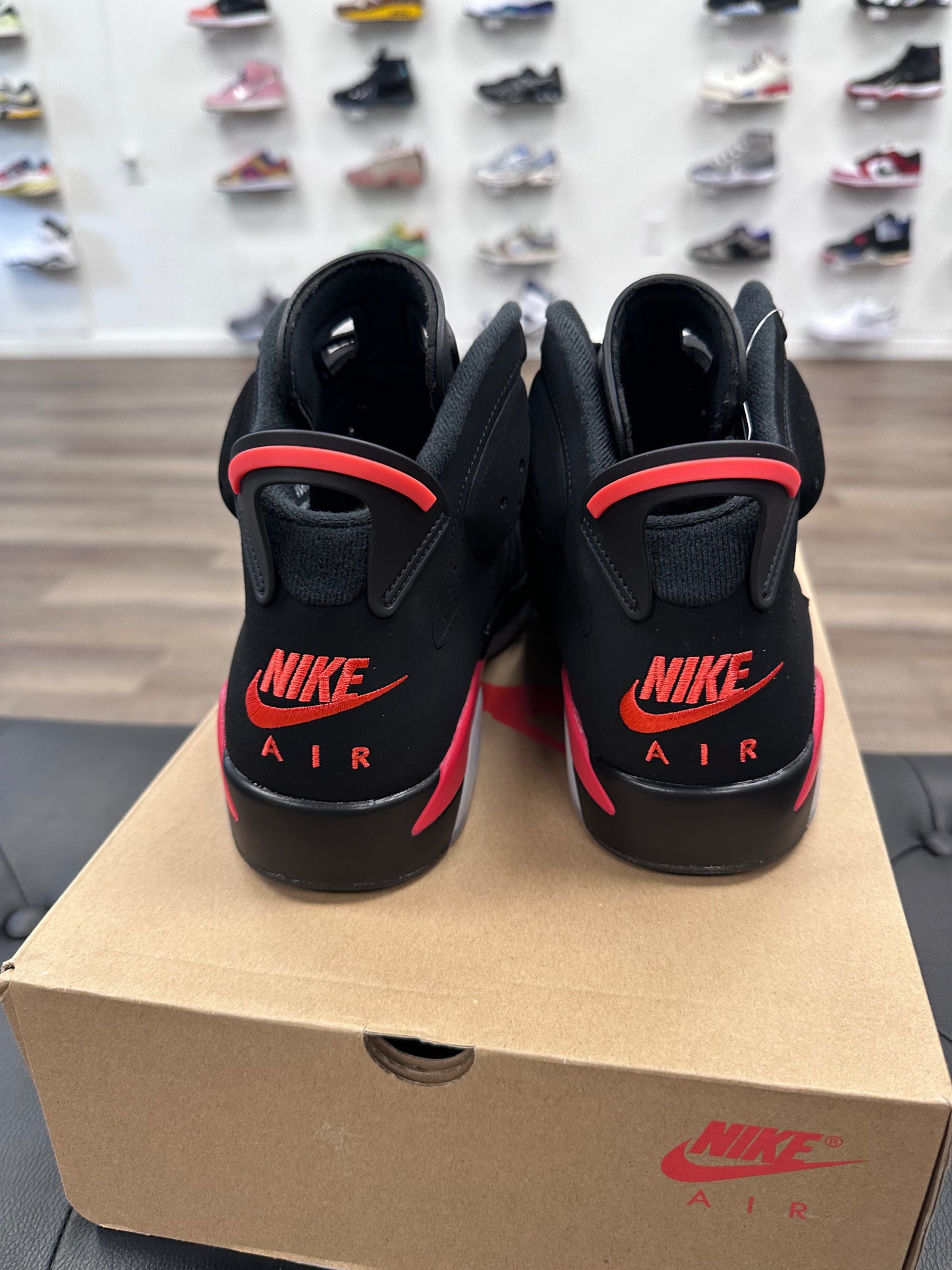 Jordan 6 Retro Infrared Salesman - Size 9.5 (U)