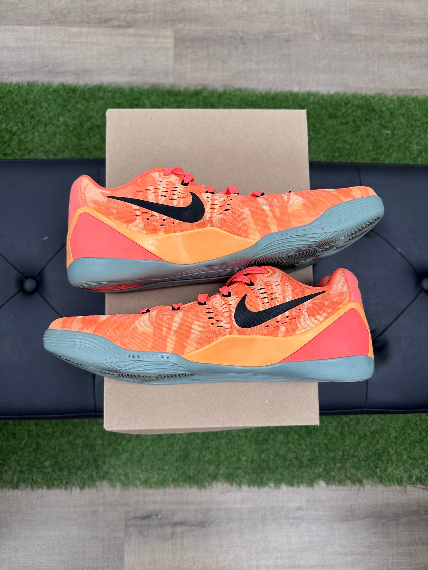 Nike Kobe 9 EM Low Peach Mango - Size 11 (U)