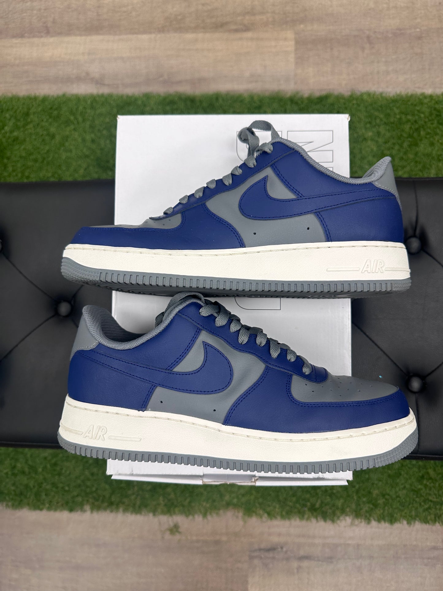 Nike Air Force 1 Navy Blue - Size 10.5 (U)