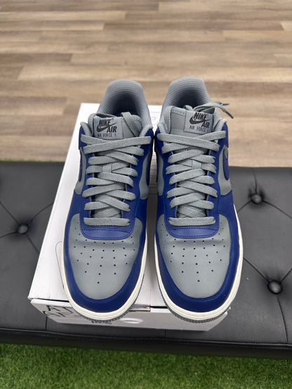 Nike Air Force 1 Navy Blue - Size 10.5 (U)